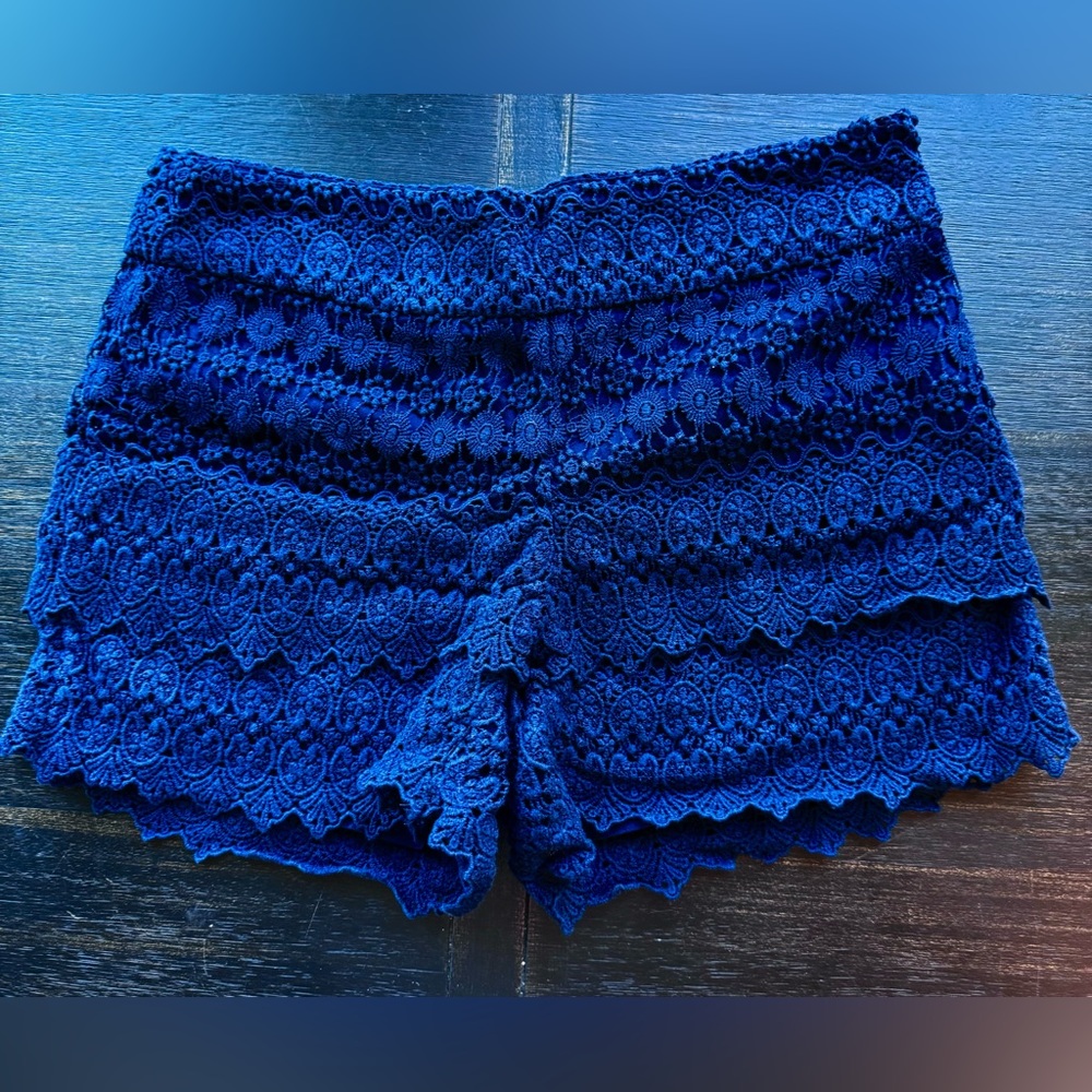 Loft Rivera Short Size 2 🌞